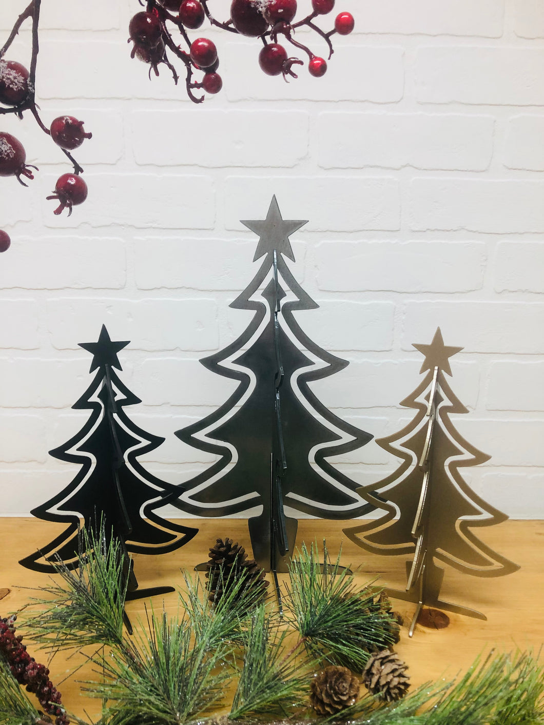 Metal Christmas Tree | Multiple Sizes | Silver & Gold Christmas